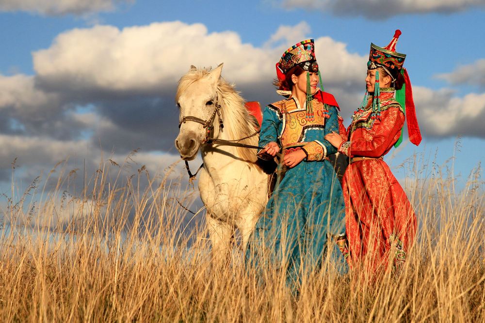 142支隊伍激烈角逐蒙古族服裝大賽,草原風(fēng)情輪番演繹!_旅游_網(wǎng)